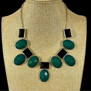 NY Faceted Green and Black Plastic Necklace With Silver Tone Chain Statement